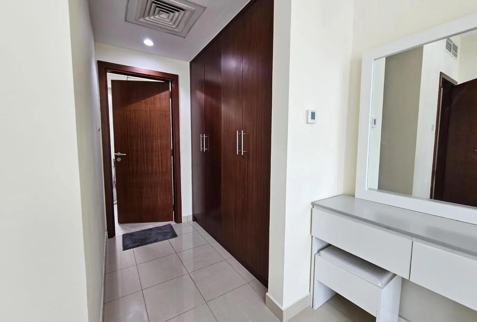 Apartamento Trinity Holiday Homes - Standpoint Tower Downtown Dubai
